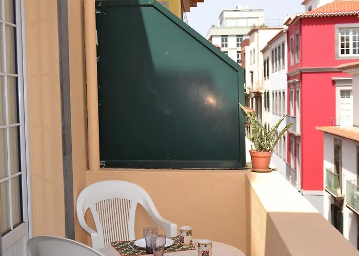 Central Suite In Funchal 3N