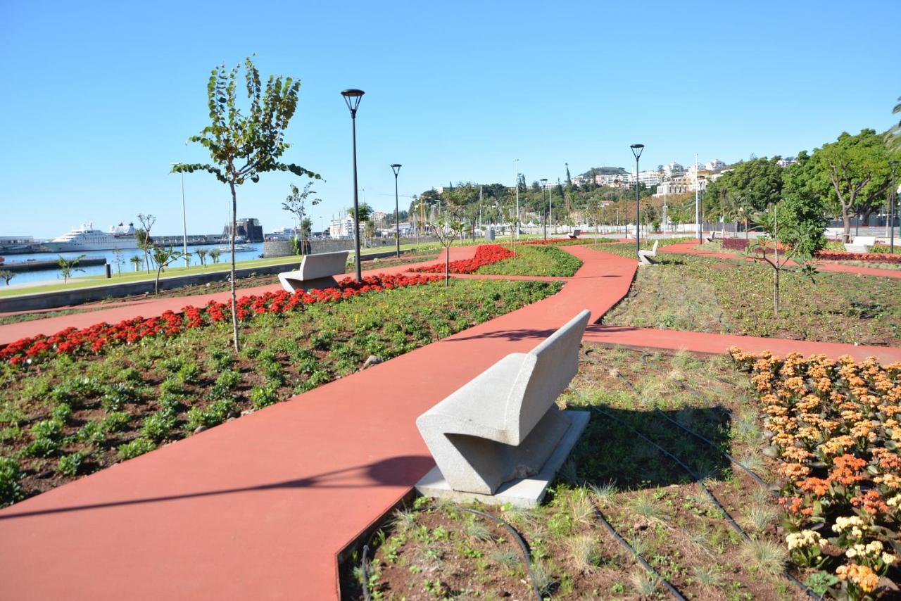 In Funchal 3n *